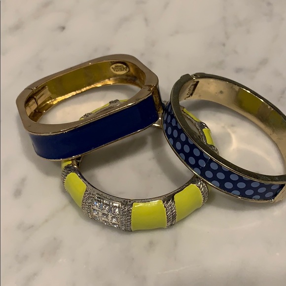 Talbots Clasped Bangles - Picture 2 of 2